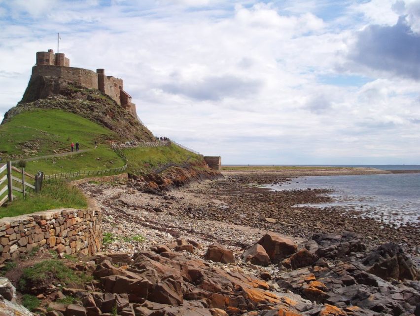 From Edinburg: Viking Coast & Alnwick Castle Day Tour - Is this tour good value from Edinburgh?