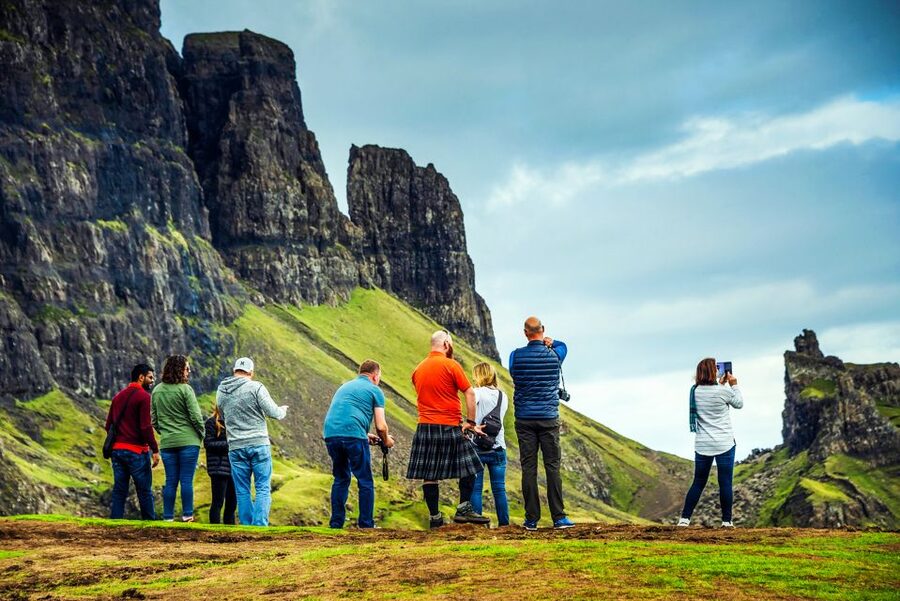 From Edinburgh: 3-Day Isle of Skye and The Highlands Tour - Glenfinnan Viaduct and the road to Inverness