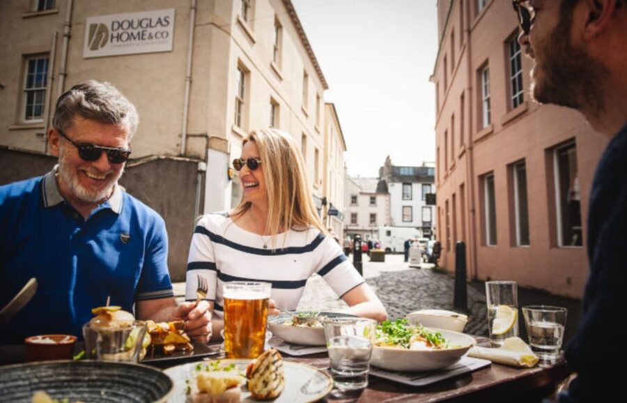 From Edinburgh: Alnwick Castle and Scottish Borders Tour - Who will enjoy this day most