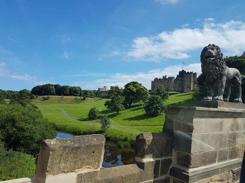From Edinburgh: Holy Island, Alnwick Castle & Northumbria - Why this day trip works so well from Edinburgh