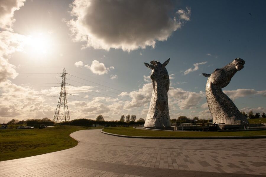 From Edinburgh: Loch Lomond, Kelpies & Stirling Castle Tour - The small bus changes the feel of the day