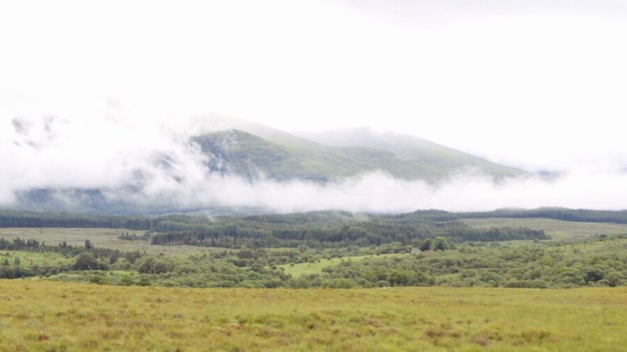 From Edinburgh: Loch Ness and Highlands Tour in Spanish - Glen Coe, Scotland’s dramatic mountain valley