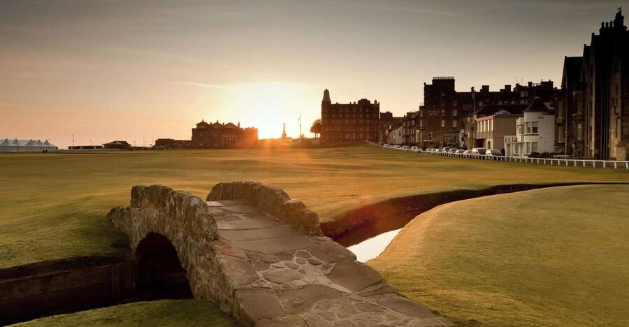 From Edinburgh: St Andrews and Fishing Villages of Fife Tour - Making the most of three hours in St Andrews