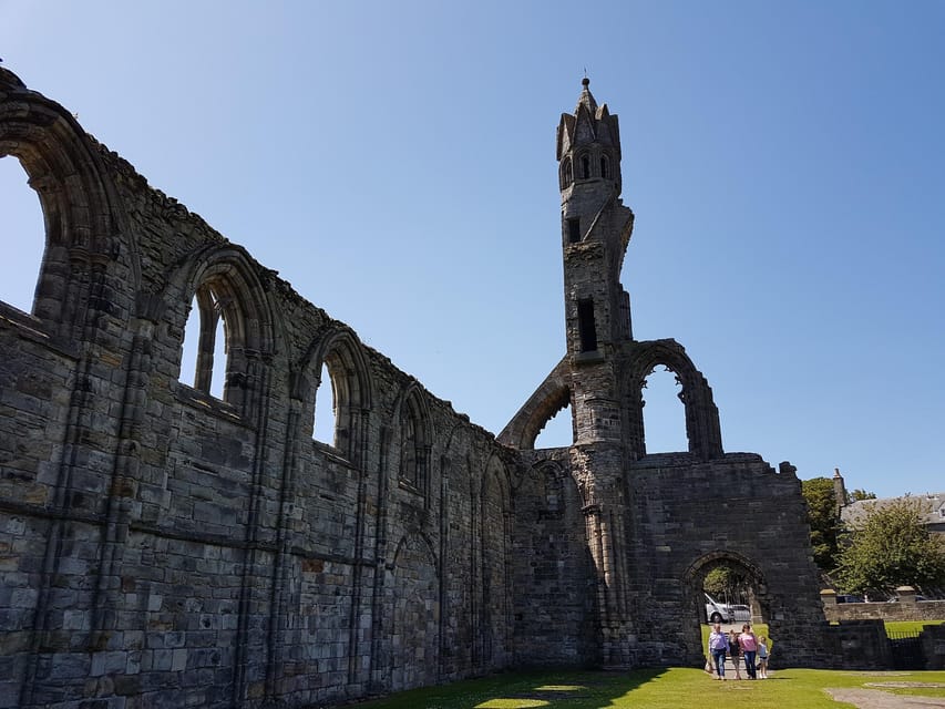 From Glasgow: The Kelpies, St Andrews and Fife Adventure - Falkland: royal connections and 1940s Inverness