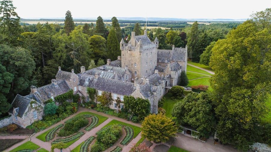 From Inverness: Cawdor Castle and Cairngorms National Park - Clava Cairns: ancient stones with an Outlander connection