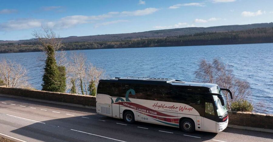 From Inverness: Loch Ness Cruise and Urquhart Castle - Urquhart Castle and its one-hour visit