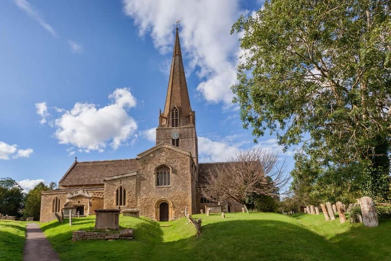 From London: Cotswolds, Blenheim Palace & Downtown Abbey - Guide quality makes a real difference