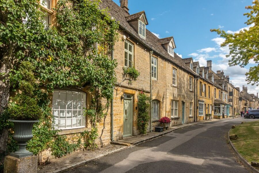 From London: Full-Day Cotswolds Small-Group Tour - What the $113 price really buys you