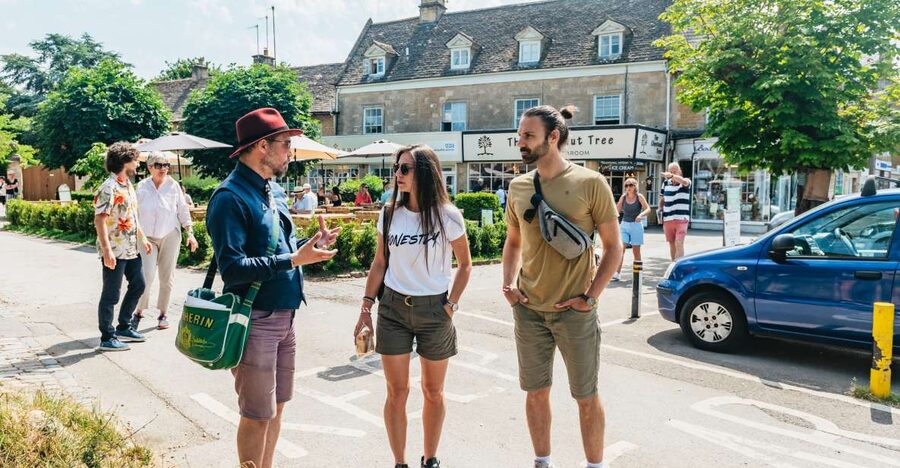 From London: Small Group Cotswolds Villages Tour - What the guide adds to the day