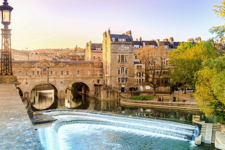 From London: Stonehenge and Bath Day Trip with Ticket - Stonehenge with 90 minutes on Salisbury Plain
