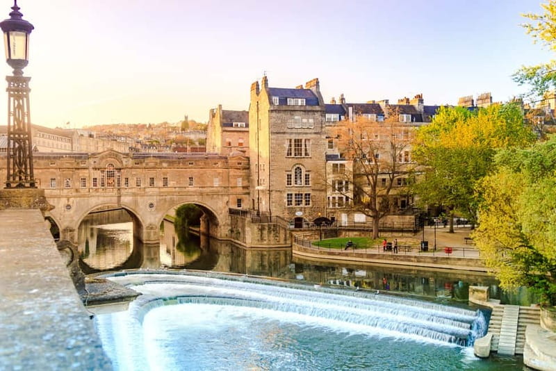 From London: Stonehenge and Bath Full-Day Tour with Guide - Choosing the Roman Baths
