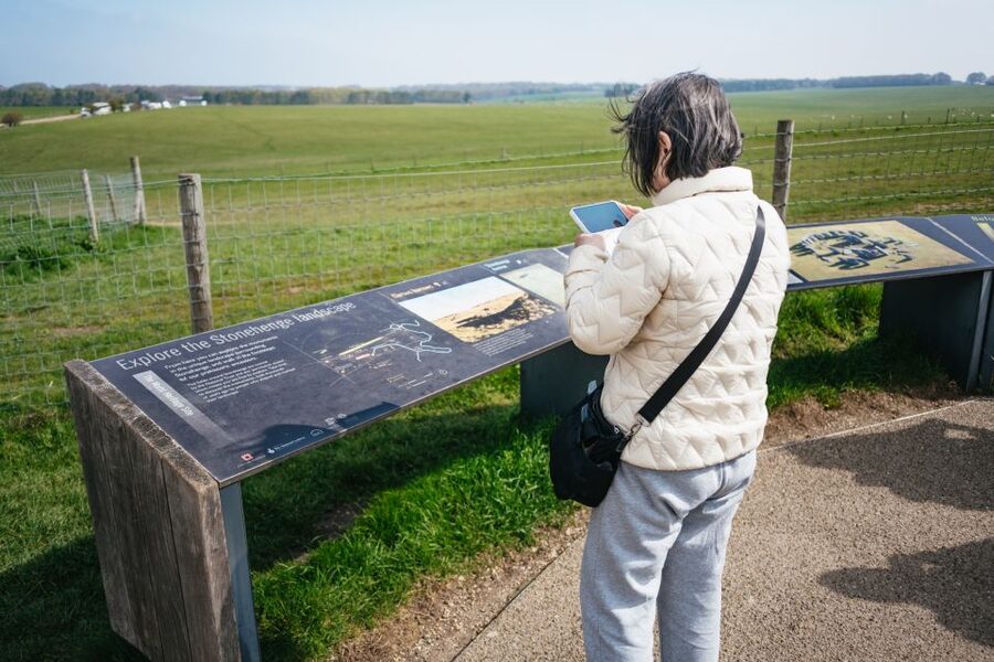 From London: Stonehenge Half-Day Trip - Who should book this Stonehenge trip?