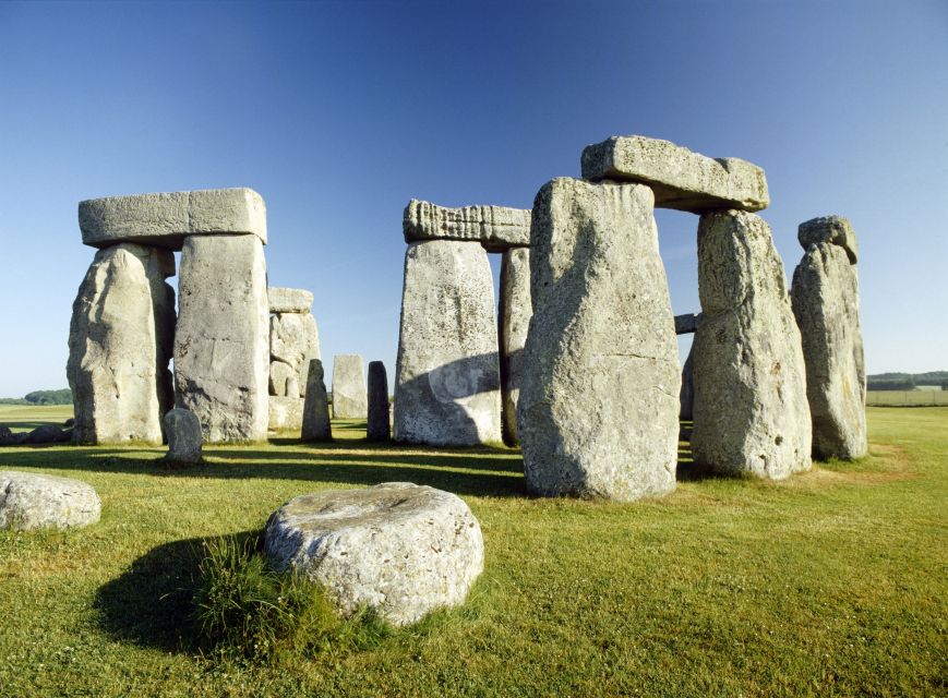 From London: Stonehenge, Windsor and Salisbury Guided Tour - Stonehenge: the ancient centerpiece