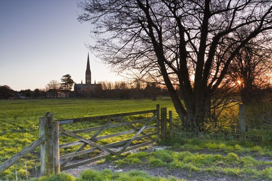 From London: Stonehenge, Windsor and Salisbury Guided Tour - Is the $160.29 price good value?
