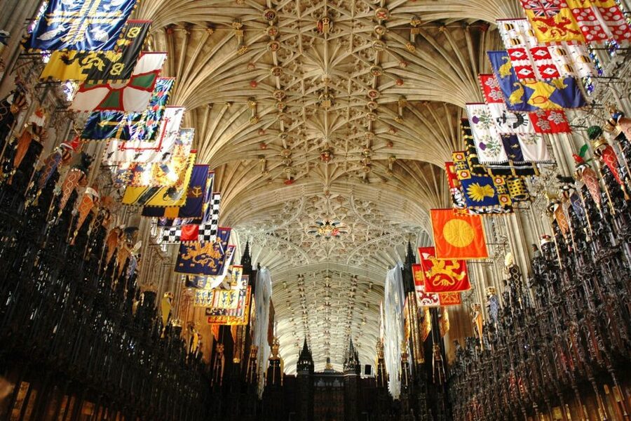 From London: Windsor Castle Afternoon Sightseeing Tour - Meeting in central London
