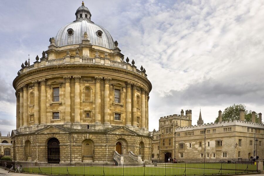From London: Windsor, Oxford & Stonehenge Full-Day Trip - Three famous places, one very full day