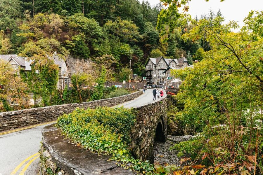 From Manchester: North Wales, Snowdonia, and Chester Tour - Manchester to North Wales in one well-filled day