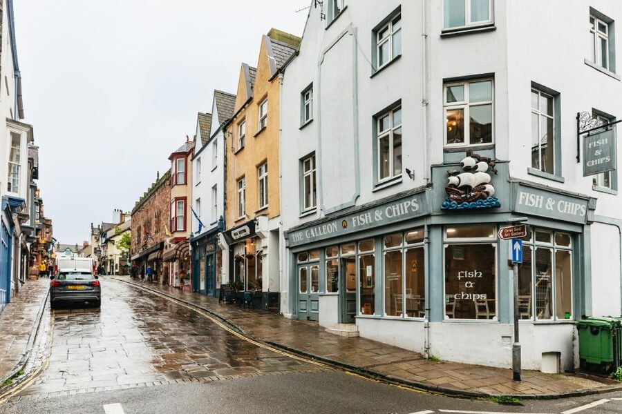 From Manchester: North Wales, Snowdonia, and Chester Tour - Who will enjoy this tour most?