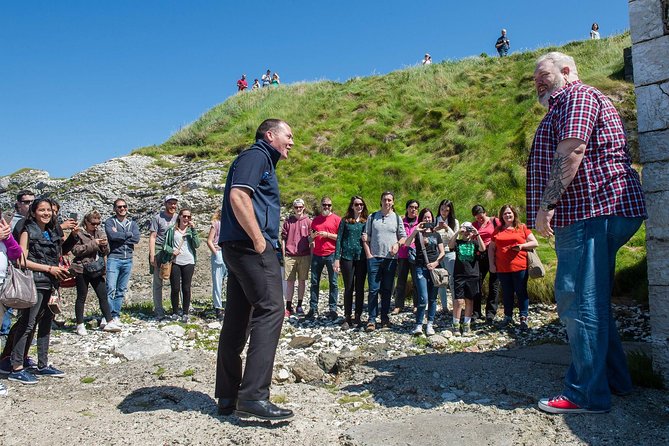 Game of Thrones and Giant's Causeway Full-Day Tour from Belfast - Ballintoy, lunch, and the Doors of Thrones