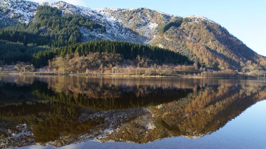 Glasgow: 2-Day Loch Ness, Inverness & Highlands Tour - Glencoe brings scenery and sorrow together