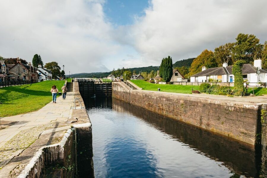 Glasgow: Loch Ness, Glencoe and Highlands Tour with Cruise - The return through the Cairngorms and Pitlochry