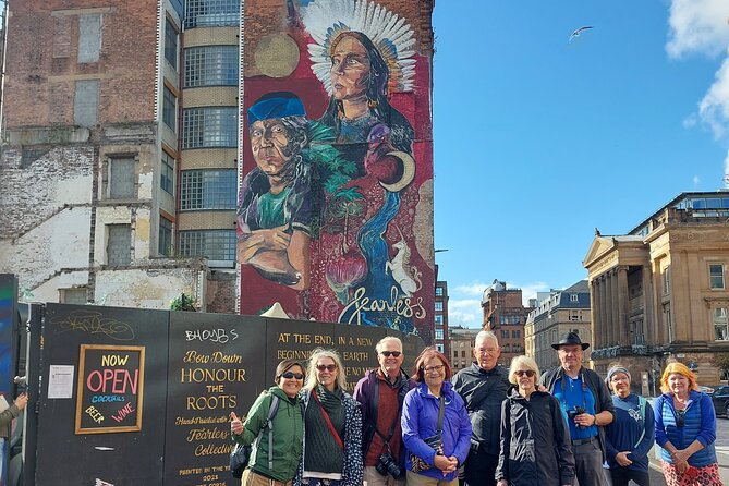 Glasgow Street Art Daily Walking Tour: 2pm - Bubbles, a newer collaboration