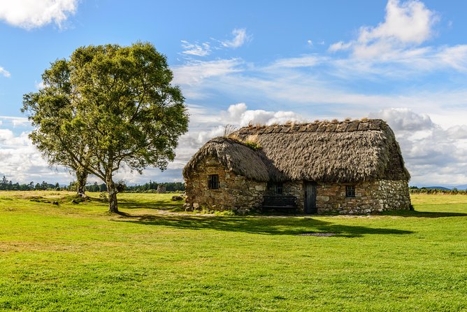 Glen Affric & Culloden Tour from Inverness Including Admissions - The coach, group size, and roads