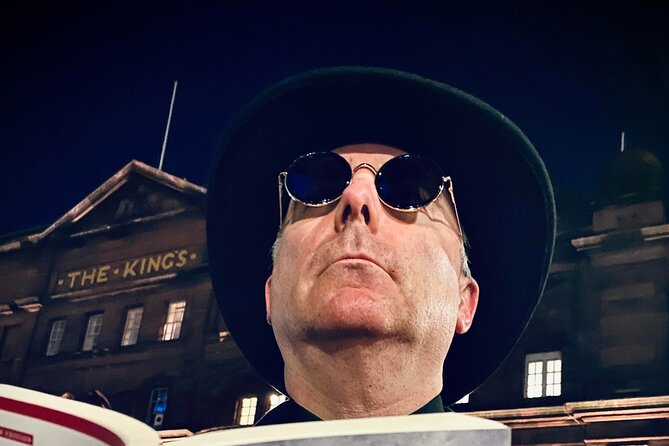 Gothic Glasgow Walking Tour - Body snatching and the hands-on moments