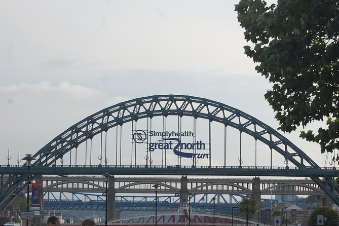Guided City Walking Tour of Newcastle - Newcastle Castle and the final view over the Tyne