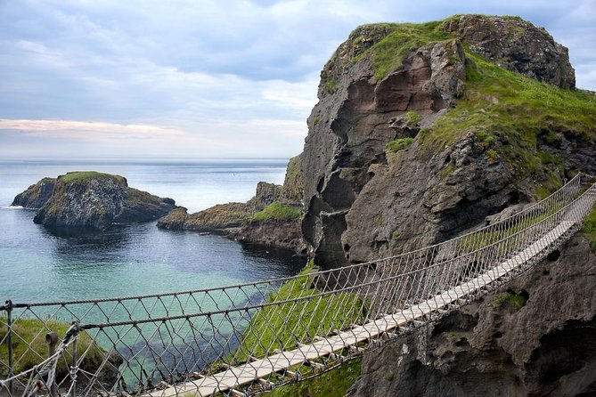 Guided Day Tour: Giant's Causeway from Belfast - Portaneevy viewpoint and the rope bridge