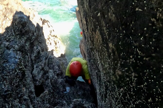 Half-Day Coasteering in Newquay Cornwall - Higher ledges and the final big leap