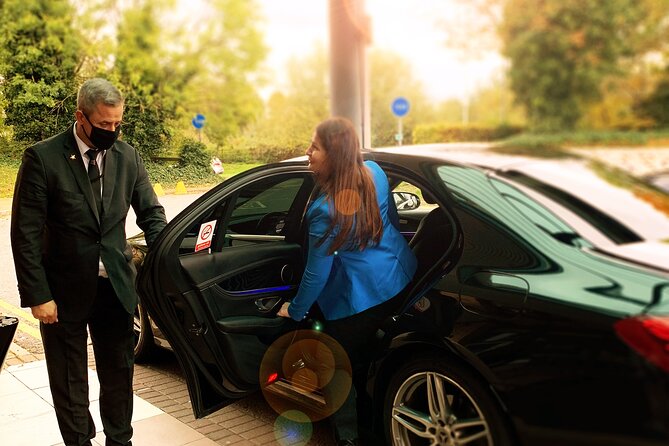 Heathrow Airport to Central London Private Transfers - Finding the Driver at Terminals 2 and 3