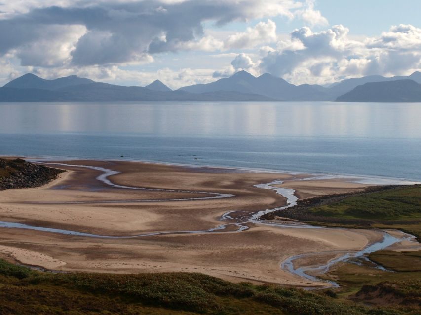 Inverness: Applecross, Loch Carron & Wild Highlands Day Tour - Key points to know before booking