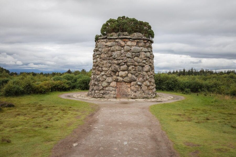 Inverness: Loch Ness Cruise, Castle, and Outlander Tour - Key points to know before booking