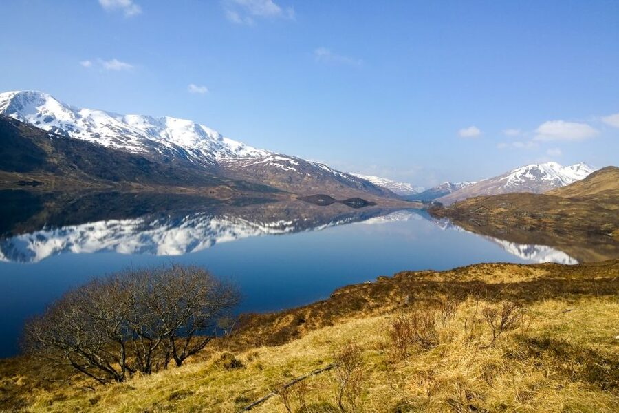 Inverness: Loch Ness, Skye, & Eilean Donan Castle Tour - Crossing to Skye and reaching Portree