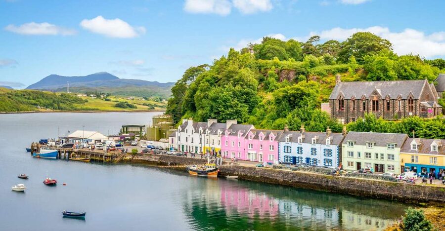 Inverness: Loch Ness, Skye, & Eilean Donan Castle Tour - The Old Man of Storr and Kilt Rock