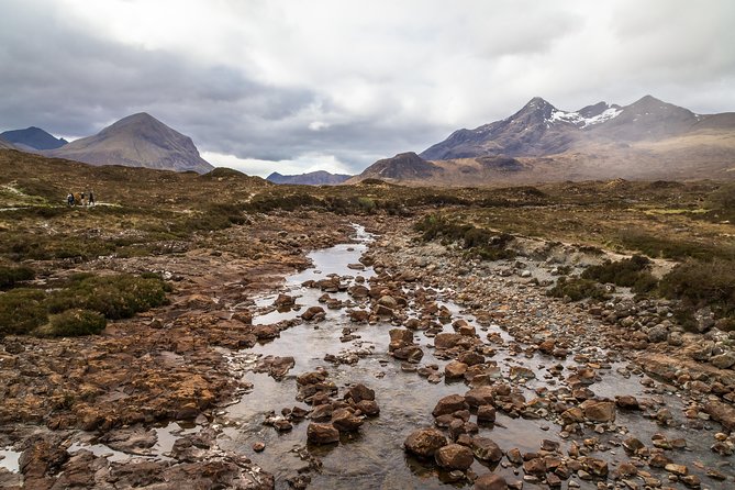 Isle of Skye and Eilean Donan Castle Day Tour from Inverness - Portree is your practical lunch break