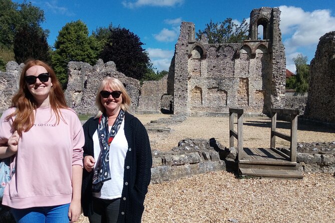 Journey Through Winchester's Past - Winchester Cathedral, the grand centerpiece