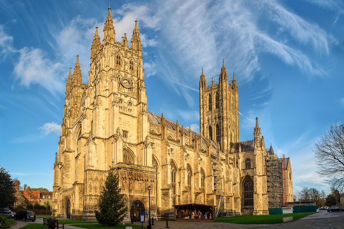 Leeds Castle, Canterbury Cathedral and Cliffs of Dover Day Trip - Leeds Castle: 900 years in a polished package