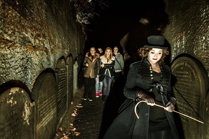 Liverpool Ghost Walking Tour - St James Gardens and the 58,000 graves