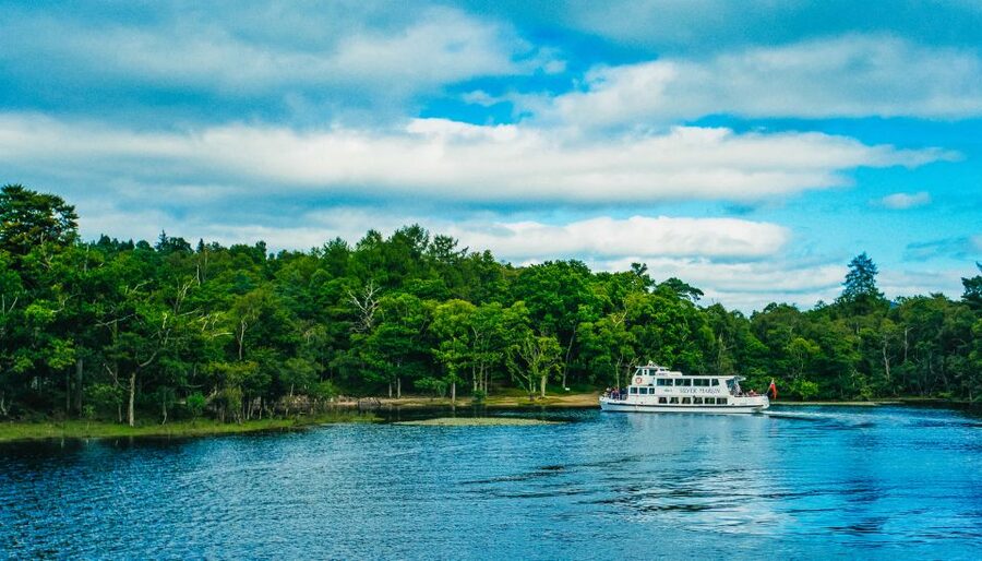 Loch Lomond: Scottish Highlands Sightseeing Cruise - Crossing from the Lowlands into the Highlands