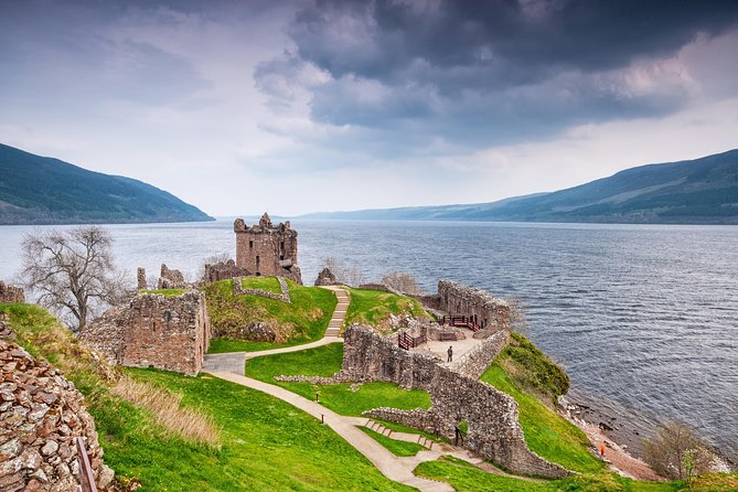 Loch Ness & Culloden Battlefield Private Tour from Inverness - Urquhart Castle and the wide Loch Ness view