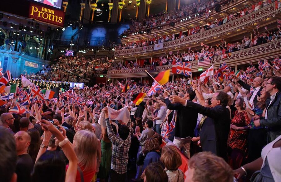 London: 1-Hour Guided Tour of the Royal Albert Hall - Café, restaurant, and gift shop after the tour
