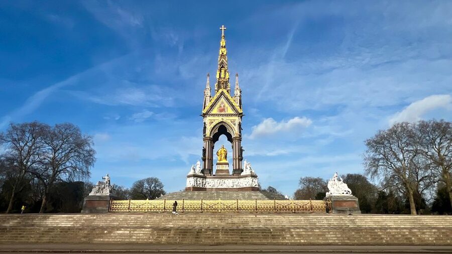 London: 5-Hour Private Tour with Pickup - Harrods, Royal Albert Hall, and Hyde Park