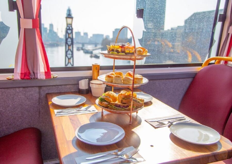 London: Afternoon Tea Bus with a Glass of Prosecco - The route from the London Eye to St. Paul’s