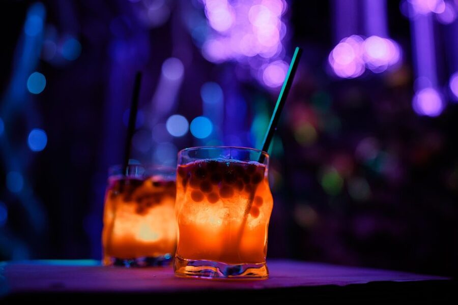 London: Avora New World Cocktail Experience with 3 Cocktails - Watching the world change from day to night