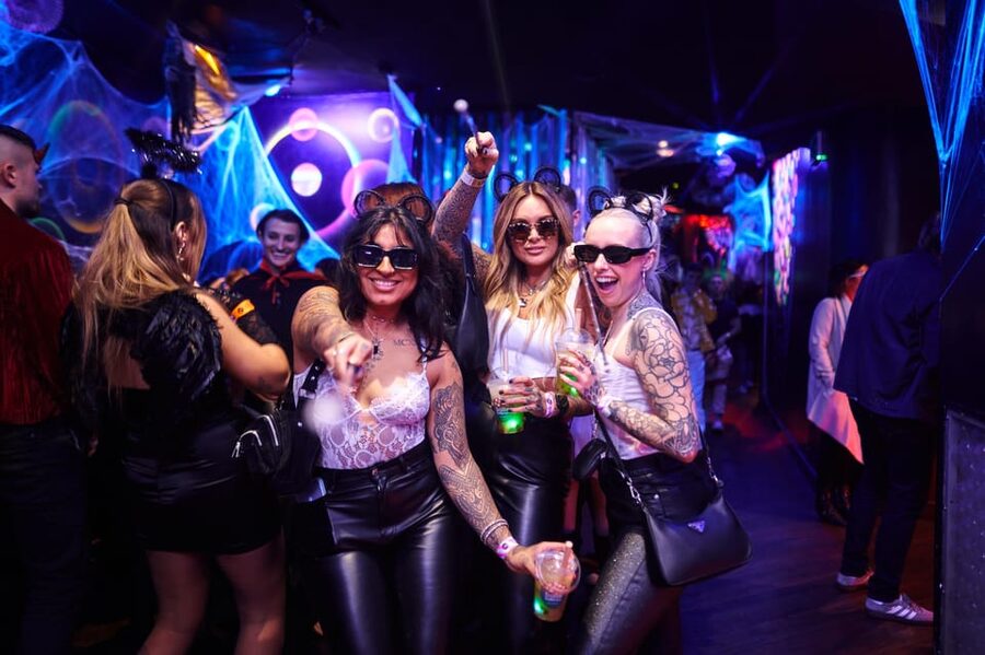 London: Bar and Club Crawl to 5 Central London Venues - Five stops across Leicester Square, Piccadilly Circus, and Soho