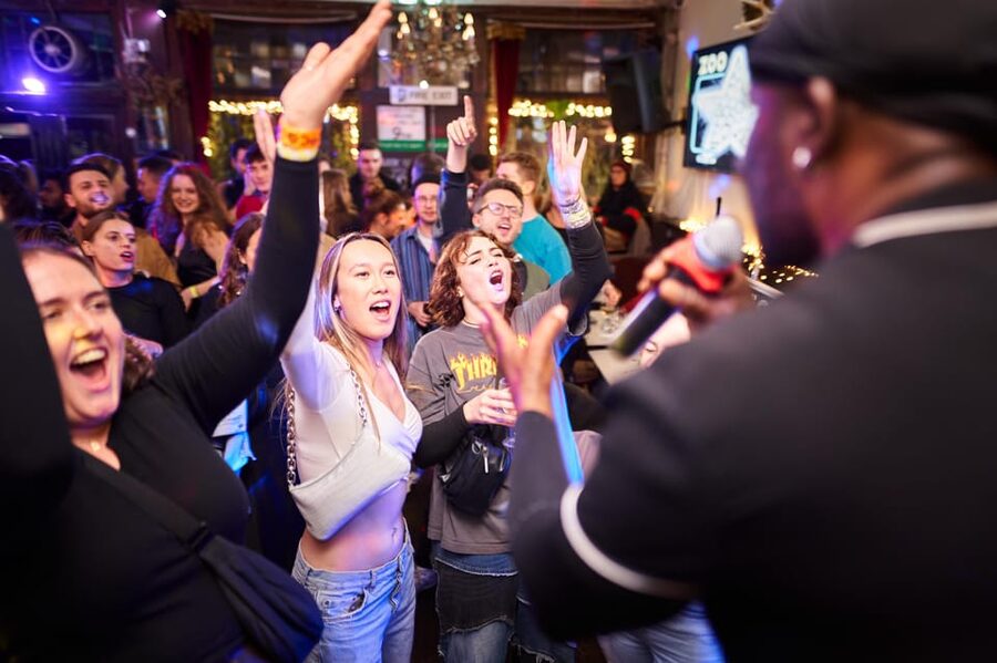 London: Bar and Club Crawl to 5 Central London Venues - Who will enjoy this most