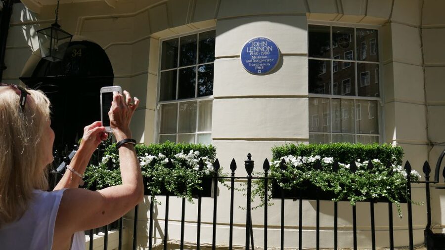 London: Beatles Tour by Black Taxi - What $431 means for a private group