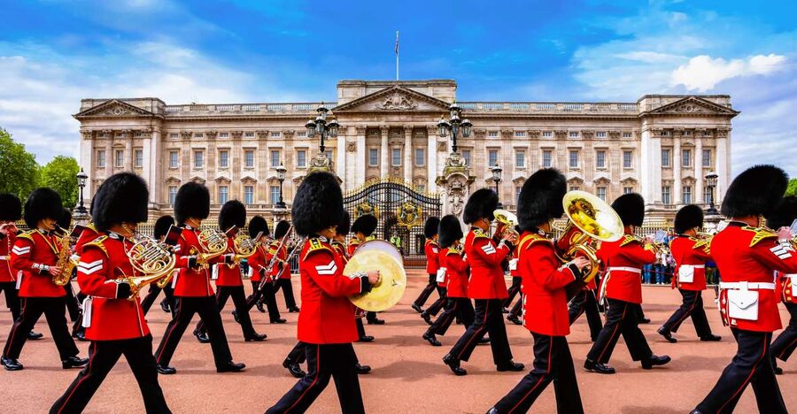 London: Buckingham Palace Entry & Changing of the Guard Tour - FAQ